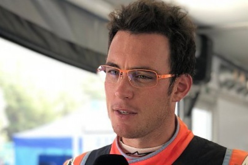 Neuville na czele