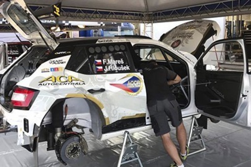 Mareš pierwszy raz w R5 na szutrze