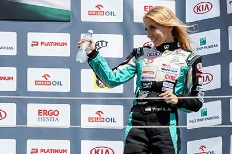 KIA Platinum Cup - Wywiad z Adrienn Vogel