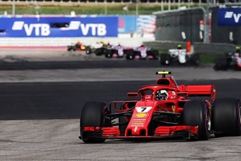 Hamilton kwestionuje decyzję Ferrari