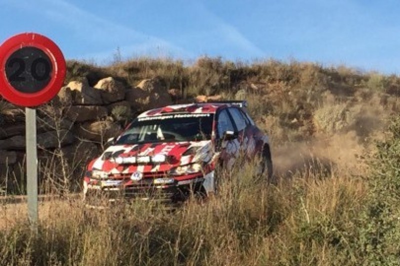 Polo R5 na szutrze