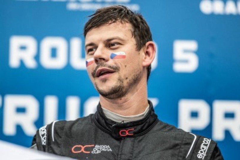 Pekař czy Fulín Jr?