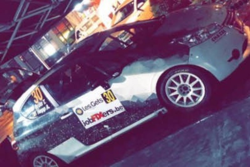 Ukradli Peugeota R2