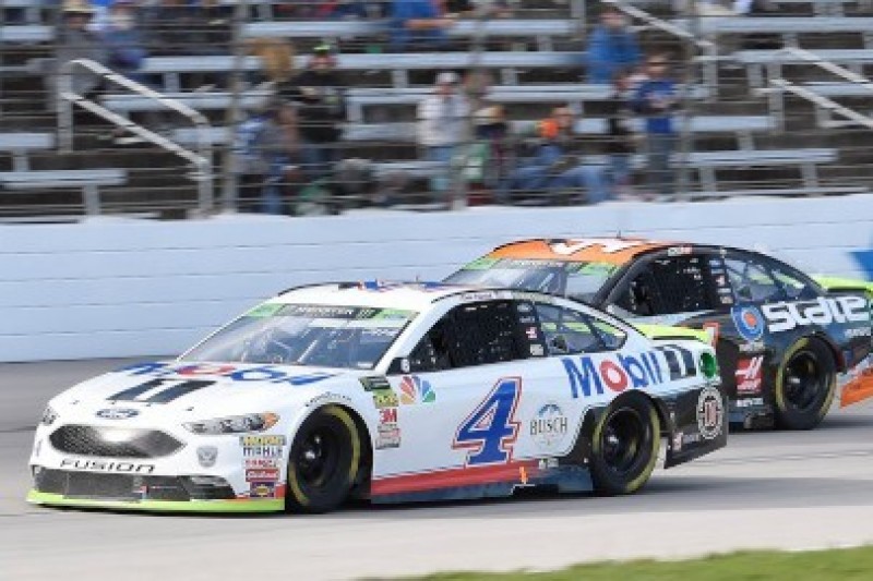 Harvick w Championship 4