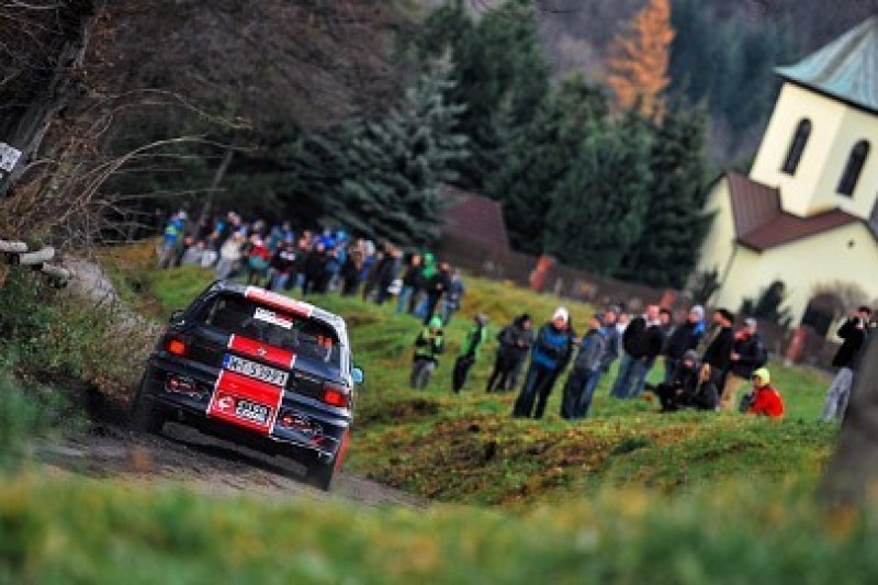 Blisko 100 załóg w finale sezonu