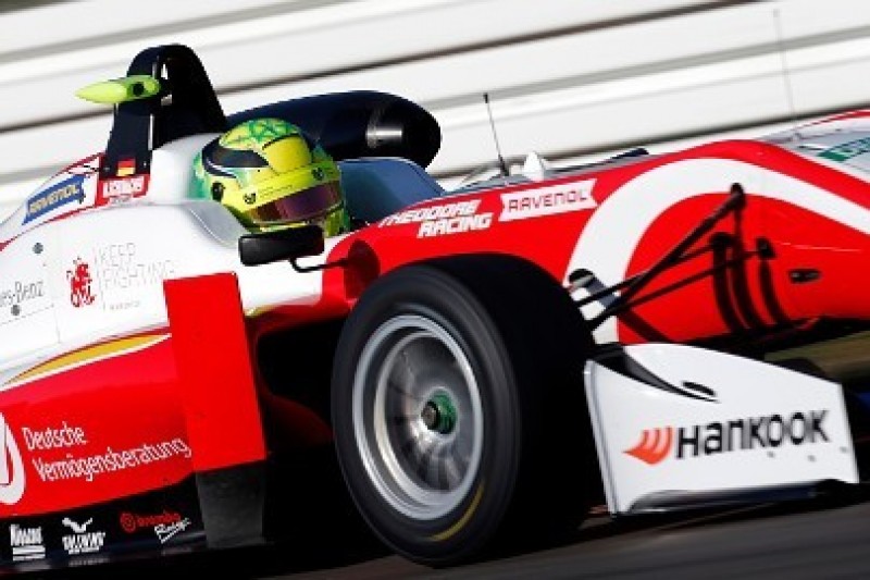 Mick Schumacher partnerem Vettela