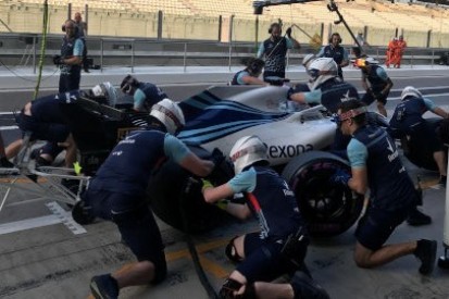 Kubica przed Russellem