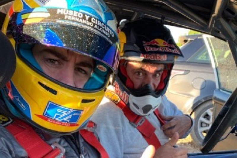 Sainz namówił Alonso