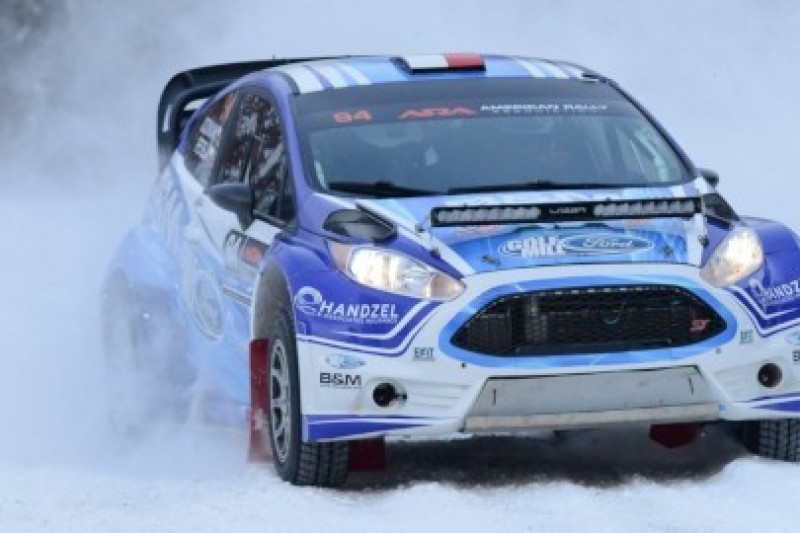 Fetela walczy z R5