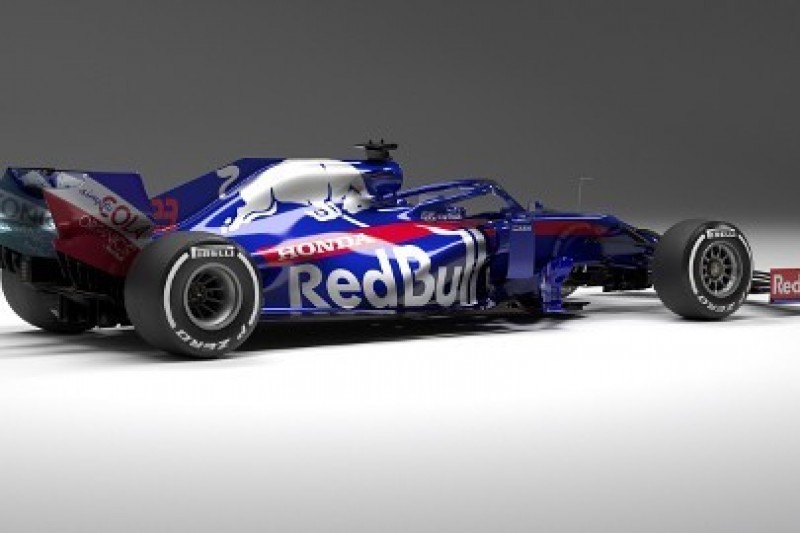 Toro Rosso z częściami Red Bulla
