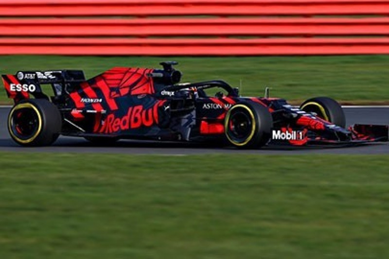 Uśmiechnięty Verstappen