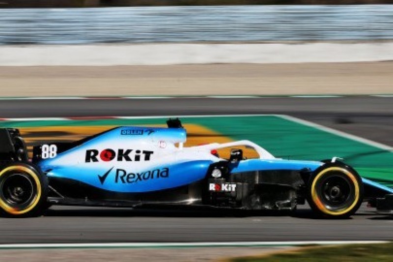 Kubica przekroczył setkę