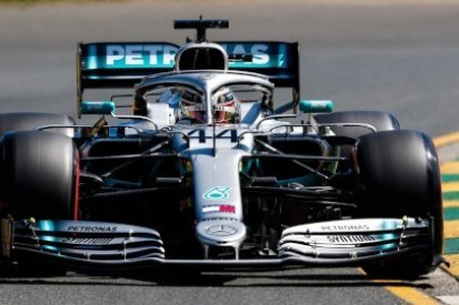 Hamilton z przodu, Williamsy z tyłu