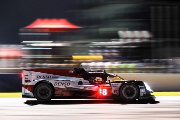1.000 Meilen Sebring 2019: Alonso-Toyota siegt mit einer Runde Vorsprung