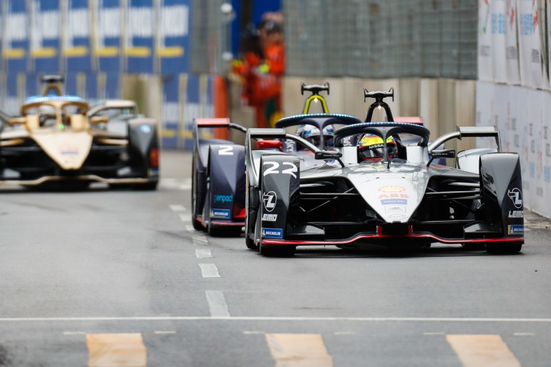 Kontaktsport Formel E: Rowland genießt die Härte