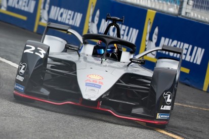 Sebastien Buemi durch Untersuchung doppelt und dreifach bestraft