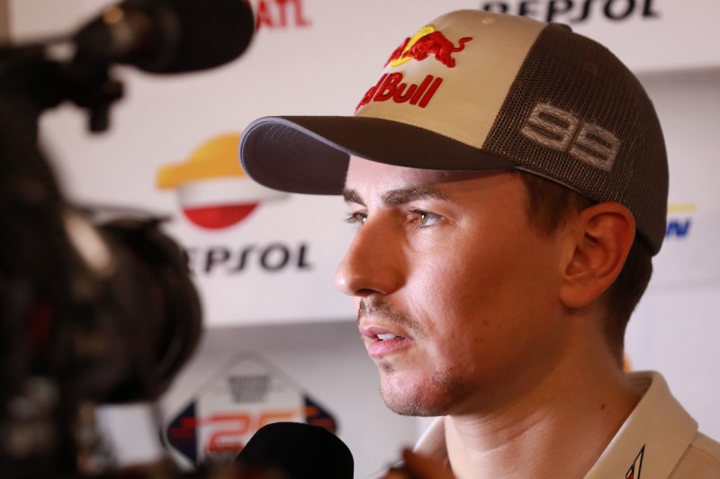 Jorge Lorenzo: Griffgummi verloren und beim Start den Pit-Limiter gedrückt