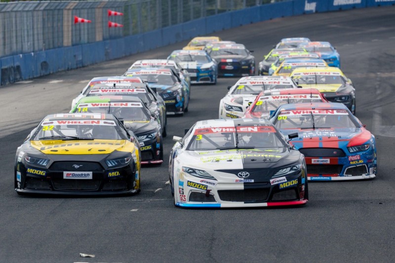 NASCAR-Euroserie: Bewährungsprobe für Villeneuve und Lohr