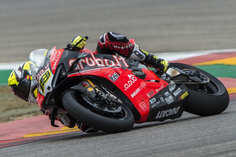 WSBK Aragon: Bautista dominant, Reiterberger kollidiert mit Rea