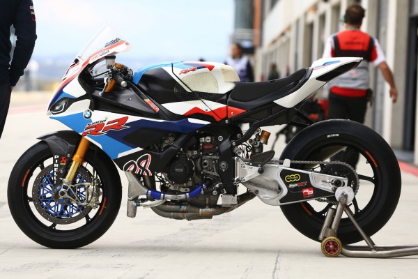 Tom Sykes: "Im Fahrerlager sprechen viele Leute über das Potenzial der BMW"