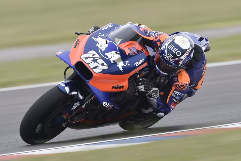 Miguel Oliveira: "Muss die KTM mehr im Marquez-Style fahren"