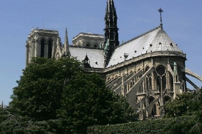 Notre-Dame in Flammen: SRO spendet für Wiederaufbau