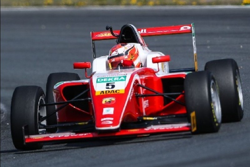 Formel 4 Oschersleben: Bestzeit für Ferrari-Junior Petecof