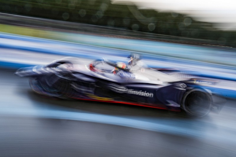 Formel E Paris: Robin Frijns triumphiert im französischen Wetterchaos