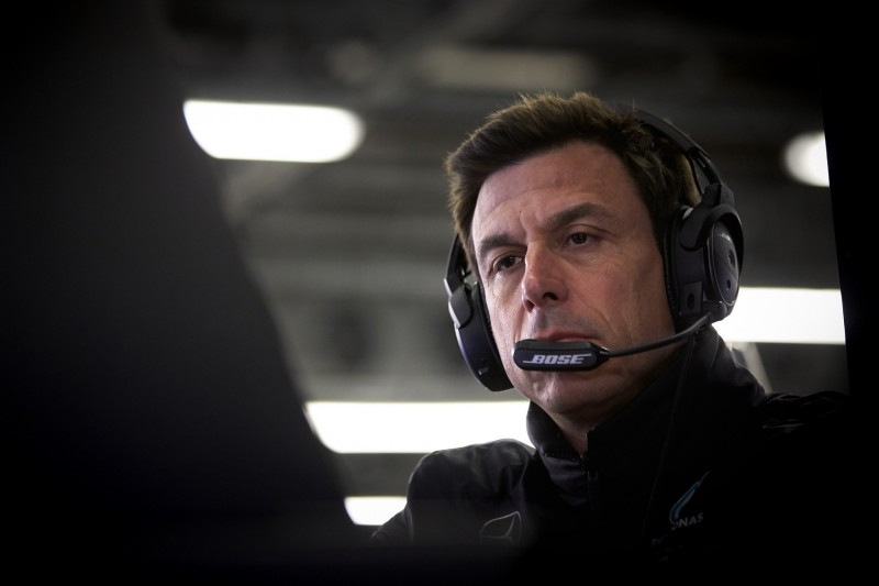 Keine Mercedes-Teamorder: Was Toto Wolff kurz vor Rennende am Funk sagte