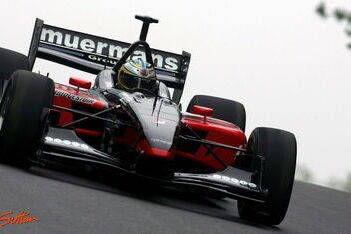 Dominguez finisht niet voor Minardi
