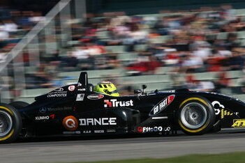 Van der Zande elfde in laatste race