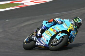 Geslaagde vrijdag voor Rizla Suzuki