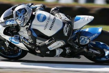Twee valpartijen voor Nakano in Sepang