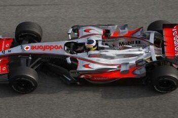 Nieuwe McLaren beleeft baandebuut in Jerez