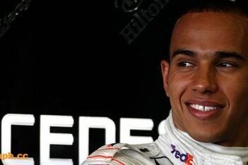 Hamilton verslaat Stoner bij Laureus Awards