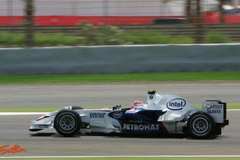 Kubica in de wolken met eerste pole
