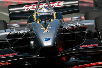 Pacific Coast Motorsports met Dominguez naar IRL
