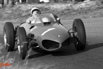 Racelegende Phil Hill (81) overleden