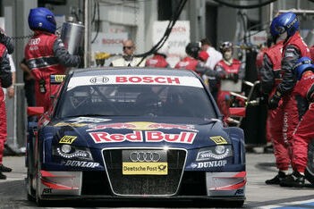 Ekström vooraan in warm-up Brands Hatch
