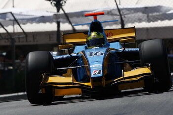 Durango test met drie coureurs in Jerez