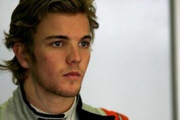 Clos debuteert in GP2 bij Racing Engineering
