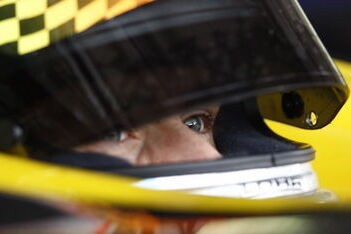 Pic bovenaan na eerste testdag Valencia