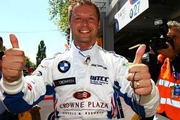 Priaulx pakt pole-position, Coronel derde