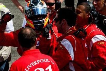 Vallés wint in Magny-Cours, Buurman tweede