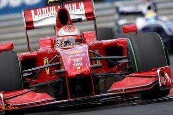 Raikkonen merkte niets van botsing met Vettel