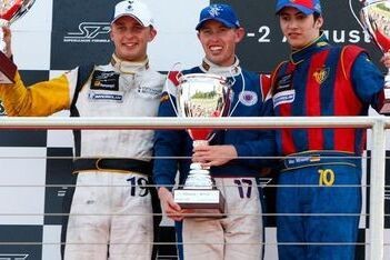 Martin wint superfinale op Donington Park
