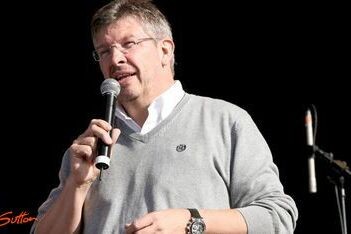 Ross Brawn raakt rijbewijs niet kwijt na overtreding