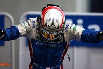 Van der Garde verslaat Petrov in Italiaanse regen