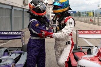 Bourdais pakt pole-position voor seizoensfinale
