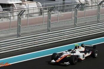 Trident test vier coureurs op Paul Ricard
